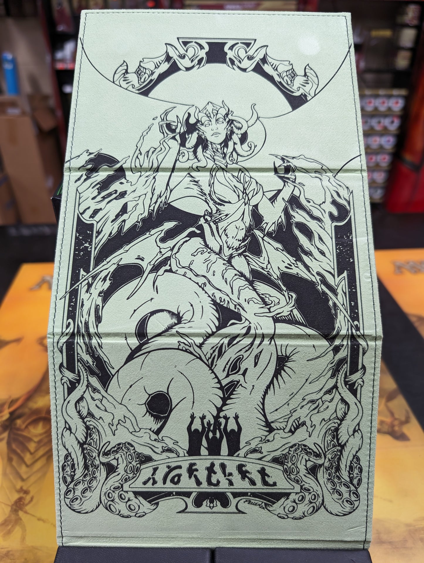 Cyhulhu - Gem Tech Deck Box