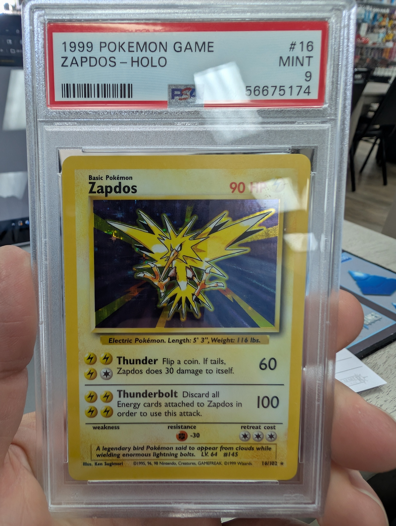 ZAPDOS-HOLO 1999 POKEMON GAME PSA MINT 9